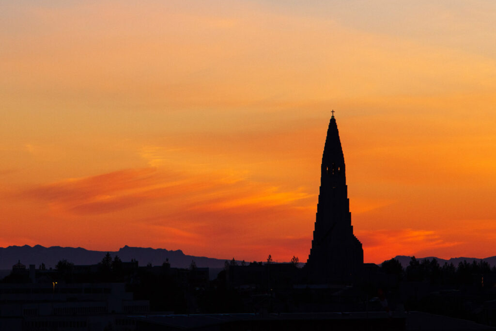 004-hallgrimskirkja-sunset-4724