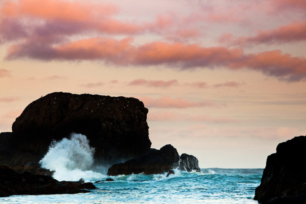 004-rock-near-tofino