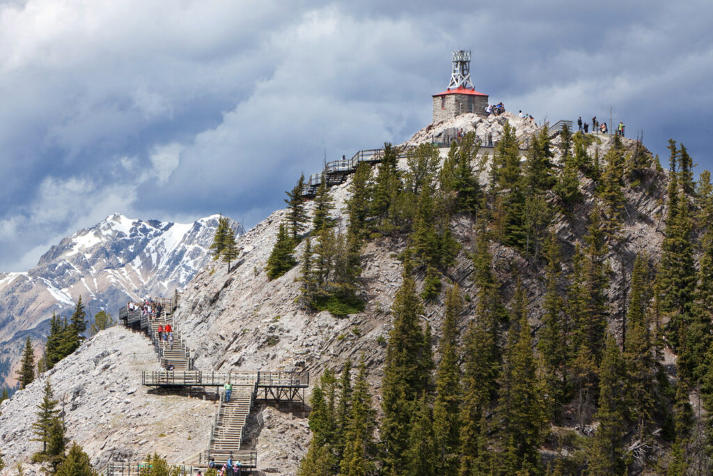 015-sulphur-mountain-weather-station-2