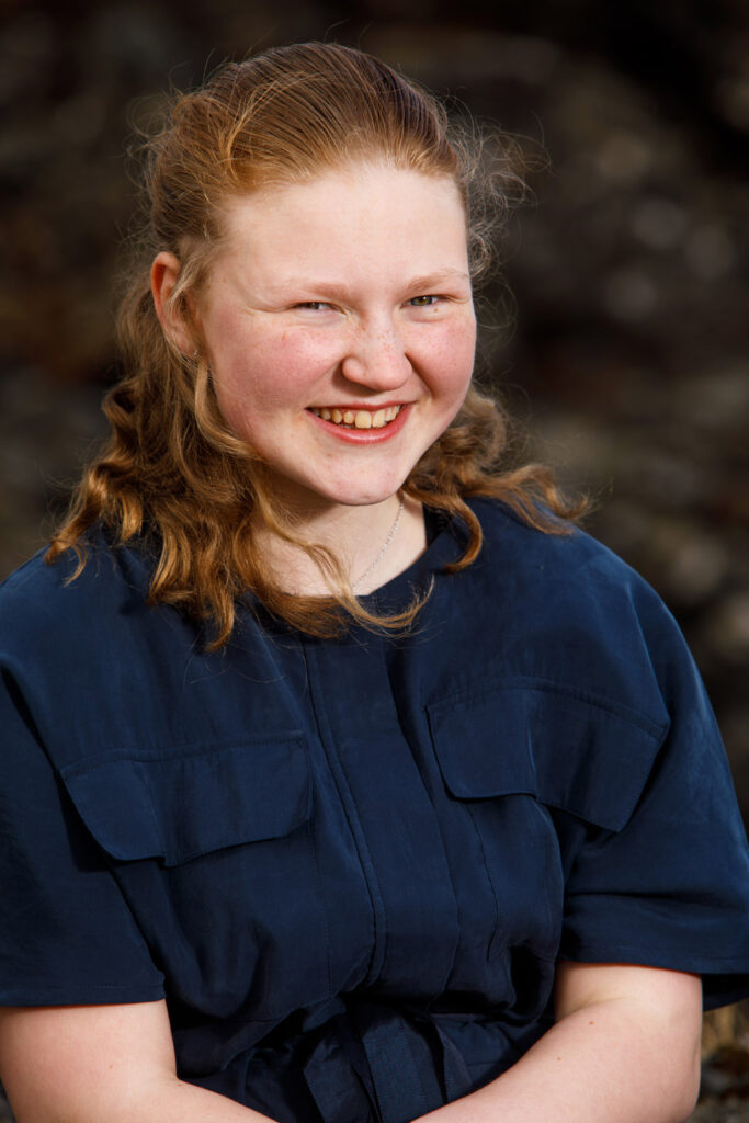 075-brynja-2767